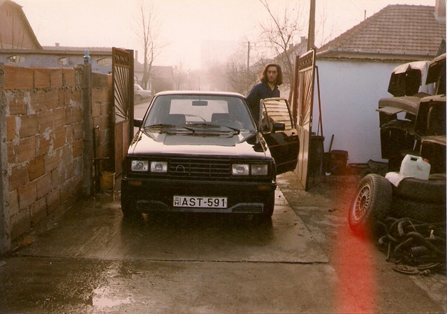 Én és az autók meg az élet.. - Fotó készült 1992 VW Golf 1.6 GTI