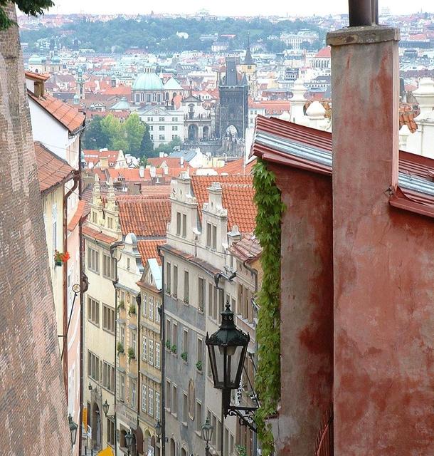 Prága - Látkép a várból a városra ( Mala Strana-Kisoldal)