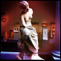 Női szobor-Metropolitan Museum of Art 