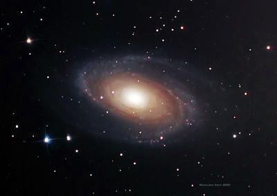 Univerzum - M-81 Galaxis